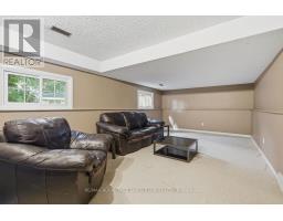 51 CONCORD CRESCENT - 27