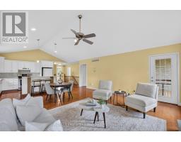 14 - 87 DONKER DRIVE - 19