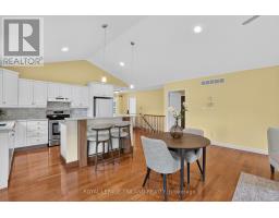 14 - 87 DONKER DRIVE - 20