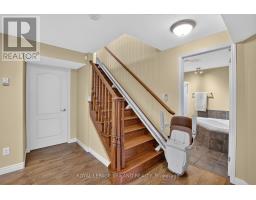14 - 87 DONKER DRIVE - 29