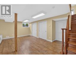 14 - 87 DONKER DRIVE - 30