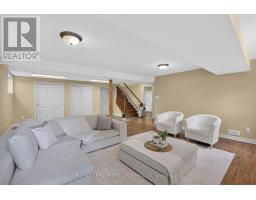 14 - 87 DONKER DRIVE - 37