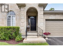 14 - 87 DONKER DRIVE - 4