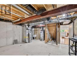 14 - 87 DONKER DRIVE - 43
