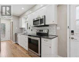 388 DEVERON CRESCENT - 17