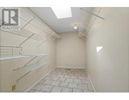 255 RIDGEWOOD CRESCENT - 23