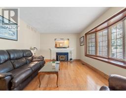 255 RIDGEWOOD CRESCENT - 8