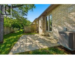13 - 825 SHELBORNE STREET - 44
