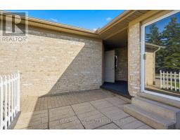 13 - 825 SHELBORNE STREET - 6