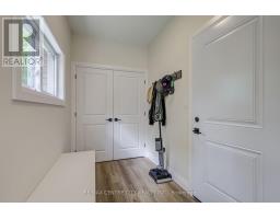 9 DELEVAN CRESCENT - 12