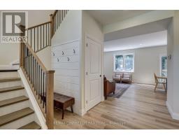 9 DELEVAN CRESCENT - 13