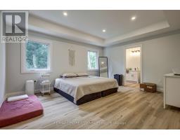 9 DELEVAN CRESCENT - 14