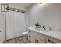 9 DELEVAN CRESCENT - 19