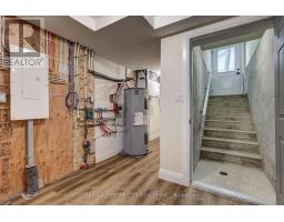 9 DELEVAN CRESCENT - 21