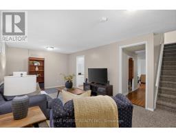 2 - 409 THOMPSON ROAD - 31
