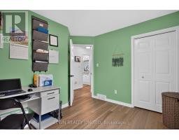 27 COOK CRESCENT - 26