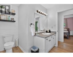 27 COOK CRESCENT - 28