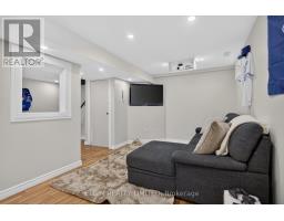 27 COOK CRESCENT - 31