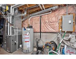 27 COOK CRESCENT - 33