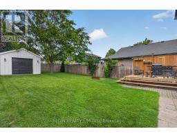 27 COOK CRESCENT - 36