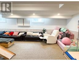100 SUNSET DRIVE - 22