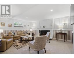 43 CLARA CRESCENT - 17