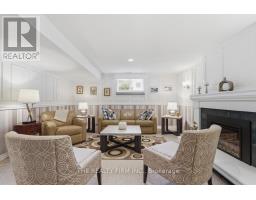 43 CLARA CRESCENT - 18