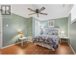 43 CLARA CRESCENT - 23