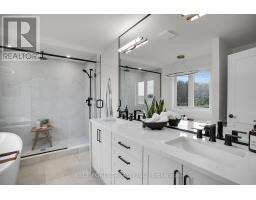 LOT 94 DARWIN CRESCENT - 18
