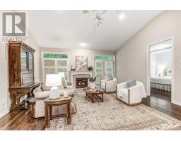11 - 417 HYDE PARK ROAD - 12