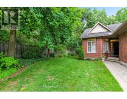 11 - 417 HYDE PARK ROAD - 25