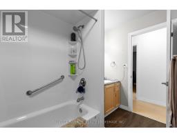 71 MELANIE DRIVE - 17