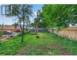 713 ADELAIDE STREET N - 19