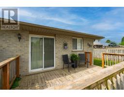 25 RODNEY CRESCENT - 13