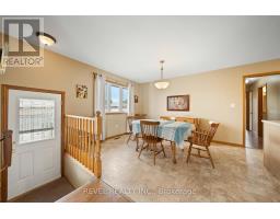 25 RODNEY CRESCENT - 23