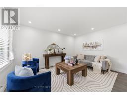 54 MANITOULIN DRIVE - 4