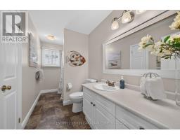 70 JUNIPER CRESCENT - 14