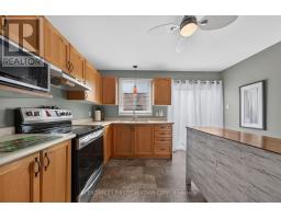 70 JUNIPER CRESCENT - 18