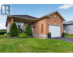 70 JUNIPER CRESCENT - 2