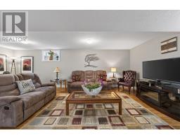 70 JUNIPER CRESCENT - 25