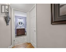 70 JUNIPER CRESCENT - 30
