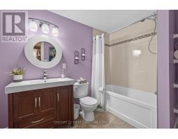 70 JUNIPER CRESCENT - 31