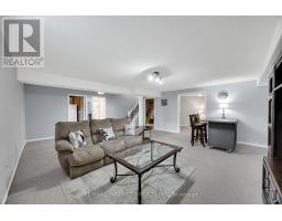 21 - 861 SHELBORNE STREET - 38