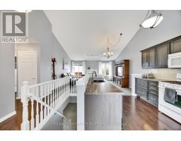 21 - 861 SHELBORNE STREET - 8
