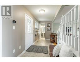 45 RIVERBANK DRIVE - 8