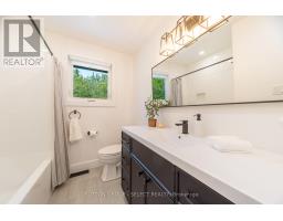 1615 SHARON DRIVE - 25