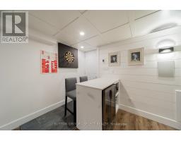 1615 SHARON DRIVE - 31