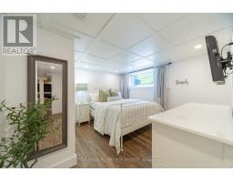 1615 SHARON DRIVE - 35