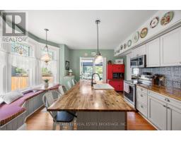 183 SHACKLETON STREET - 14