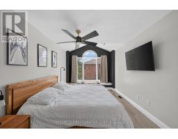 28 - 1478 ADELAIDE STREET N - 21